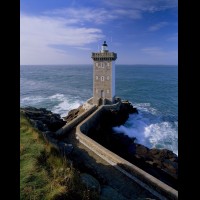 Kermovan Lighthouse, Brittany, France :: 18503eLTHkermovan,fr