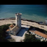 Les Baleines Lighthouse, Ile de Re, Charente Maritime, France :: 19549eLTHlesbaleineFRjpg