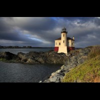Coquille River Lighthouse, Oregon, USA :: LTHcoquilleriveror60632jpg