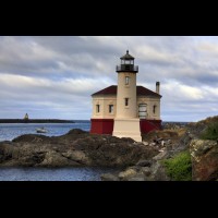 Coquille River Lighthouse, Oregon, USA :: LTHcoquilleriveror60652jpg