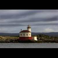 Coquille River Lighthouse, Oregon, USA :: LTHcoquilleriveror60667jpg