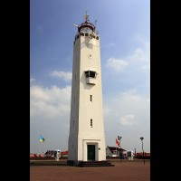 Noordwjkaan Lighthouse, Netherlands :: LTHnoordwijkaanzeene61756jpg