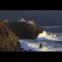 Point Bonita Lighthouse, Golden Gate Recreation, CA, USA :: LTHptbonita42690jpg