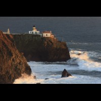 Point Bonita Lighthouse, Golden Gate Recreation, CA, USA :: LTHptbonita42795jpg