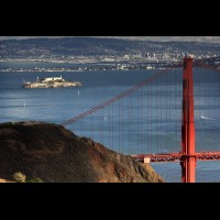 Golden Gate Bridge, Alcatraz, San Francisco, California :: SFOggbskyline42497jpg